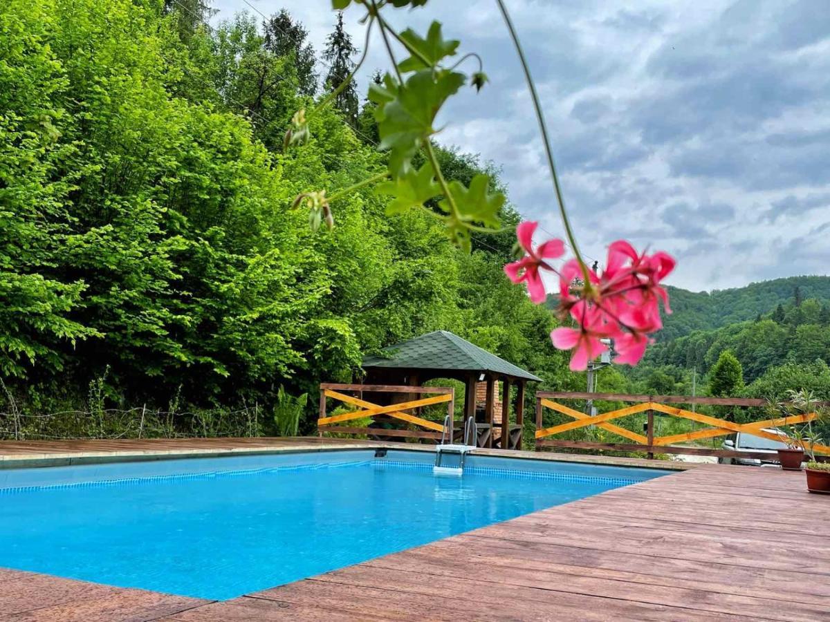 Villa Na Uzlissi Мигово Экстерьер фото